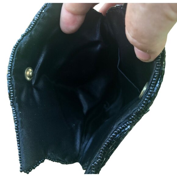 Beaded Owl-Shaped Crossbody Bag With Black Satin Lining & Magnetic Closure 7.5" - Picture 4 of 6